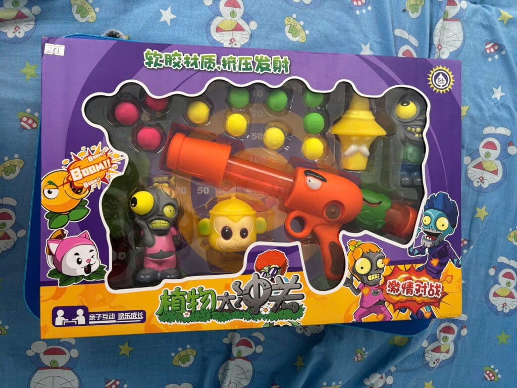 đồ chơi bắn bóng Plants vs. Zombies